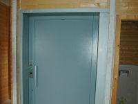 076 076